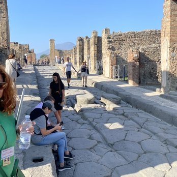 Pompeii Ruins - Typical road thru the city - Landmarks & Historical Buildings Near Me - Pompei, NA Pompeii Ruins - Typical road thru the city - Landmarks & Historical Buildings Near Me - Pompei, NA