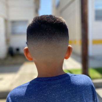 Newline Cuts - Short on top with mid bald fade - Barbers Near Me - Los Angeles, California Newline Cuts - Short on top with mid bald fade - Barbers Near Me - Los Angeles, California