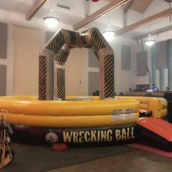 Let's Bounce - Wrecking ball !!!!