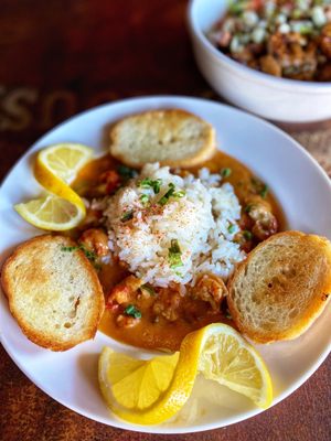 Lincoln's Roadhouse by null