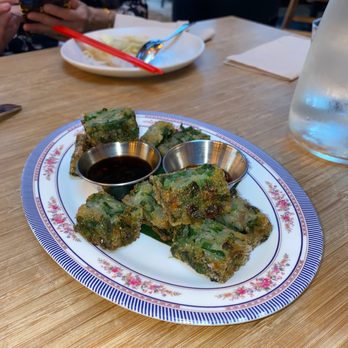 Khom Loi - Scallion and Onion bites - Thai Near Me - Sebastopol, California