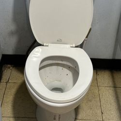 Iron City Polaris - Both stalls full of shit everywhere looks like they never get cleaned