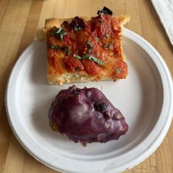 New Moon Vegan Bakery