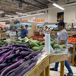Henlong Market