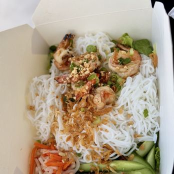 Com Tâm Bros - Vermicelli Plate (Bún) - Vietnamese Near Me - Hayward, California Com Tâm Bros - Vermicelli Plate (Bún) - Vietnamese Near Me - Hayward, California
