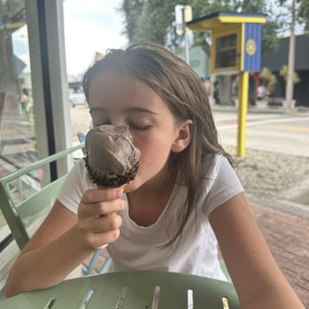 Downtown Dipper Ice Cream - Kiki eating ice cream - Ice Cream & Frozen Yogurt Near Me - Vero Beach, Florida Downtown Dipper Ice Cream - Kiki eating ice cream - Ice Cream & Frozen Yogurt Near Me - Vero Beach, Florida