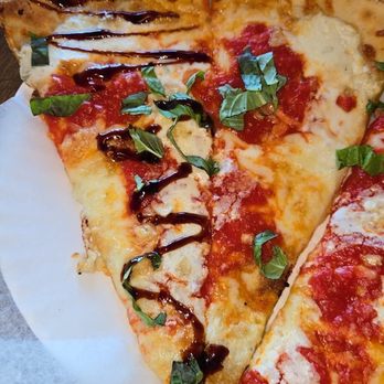 Pienezza Pizza - Pizza Near Me - Kissimmee, Florida