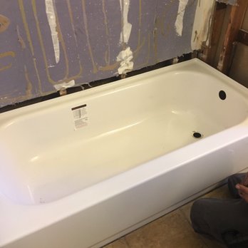 MVP Plumbing - Laying the new tub - Plumbing Near Me - Roseville, California MVP Plumbing - Laying the new tub - Plumbing Near Me - Roseville, California