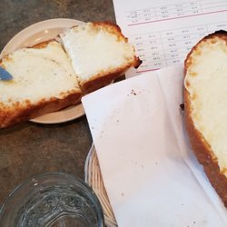 Detello's - Total order cheese Bread