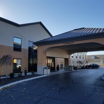 1. Best Western Suites