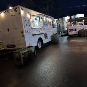 Makeda's Cuisine - Food Trucks Near Me - Eugene, Oregon