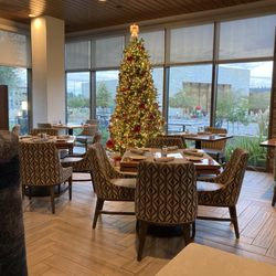 Theresa’s Italian Steakhouse - Christmas decor in restaurant