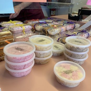 Two Ladies Kitchen - Counter of pre-packaged mochi - Bakeries Near Me - Hilo, Hawaii Two Ladies Kitchen - Counter of pre-packaged mochi - Bakeries Near Me - Hilo, Hawaii