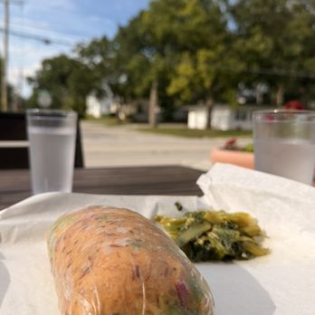 Lona’s Lil Eats - Barbeque Near Me - Kirkwood, Missouri