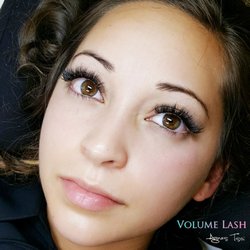 Lash Beauty - 6D Volume Lash. I like the volume lash looking with texture.