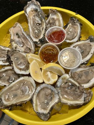Pompano's Seafood House & Oyster Bar by null