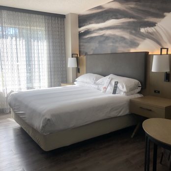 Seattle Marriott Redmond - Hotels Near Me - Redmond, Washington
