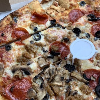 Homeslice - Sausage, pepp, mushroom and black olive - Pizza Near Me - Chicago, Illinois