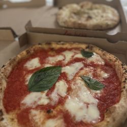 Zia Lucia - Margherita pizza and focaccia