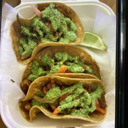 Mother Truckin Tacos & Grub