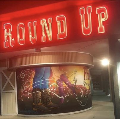 Round Up Night Club & Restaurant by null