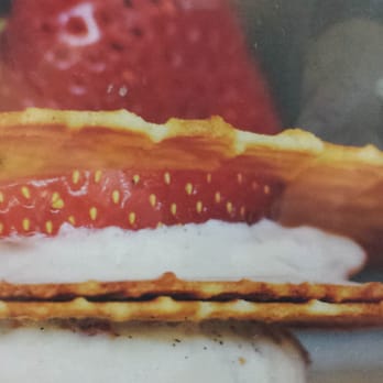 Snowflakes - Waffle sandwich - Shaved Ice Near Me - Artesia, California Snowflakes - Waffle sandwich - Shaved Ice Near Me - Artesia, California