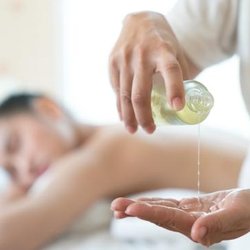 Zsu Therapy in Brockley and East Dulwich - Aromatherapy Massage