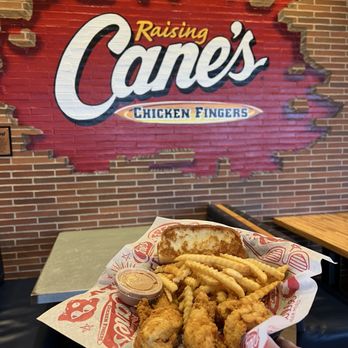 Raising Cane's Chicken Fingers - Fast Food Near Me - Fort Worth, Texas Raising Cane's Chicken Fingers - Fast Food Near Me - Fort Worth, Texas
