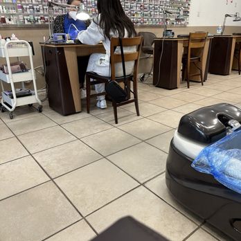 QQ Nails Spa - Nail Salons Near Me - Arcadia, California