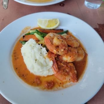 Petite Crevette - a plate of shrimp and mashed potatoes - Seafood Near Me - Brooklyn, New York