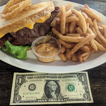 Nancy's Airport Cafe - Bacon sourdough burger - American Near Me - Willows, California Nancy's Airport Cafe - Bacon sourdough burger - American Near Me - Willows, California