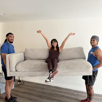 Muscle Movers - LET MUSCLE MOVERS LIFT BIG HEAVY FURNITURE WHILE YOU RELAX AND WATCH - Movers Near Me Muscle Movers - LET MUSCLE MOVERS LIFT BIG HEAVY FURNITURE WHILE YOU RELAX AND WATCH - Movers Near Me