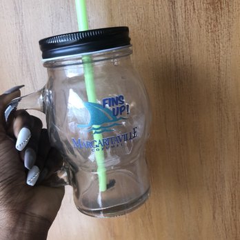 Air Margaritaville - Free drinking glass from our server - Bars Near Me - Cancún, ROO