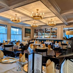 Mahal Classic Indian - Main dining room