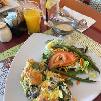 French Corner Cafe - Salmon omelet + green salad OUTSTANDING AS ALWAYS!!! - Bakeries Near Me - Palm Desert, California