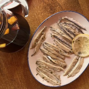 Antigüedades Bar - Boquerones en vinagre Tapa $3,8 ... 1/2 $7,6 .. Plato $11,4 - Spanish Near Me - Seville, SE Antigüedades Bar - Boquerones en vinagre Tapa $3,8 ... 1/2 $7,6 .. Plato $11,4 - Spanish Near Me - Seville, SE