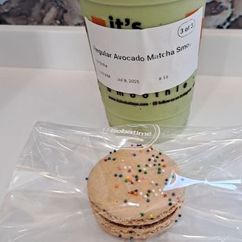 It’s Boba Time - Ontario - Birthday macaron flavor with a Large Avocado Matcha Smoothie - Coffee & Tea Near Me - Ontario, California