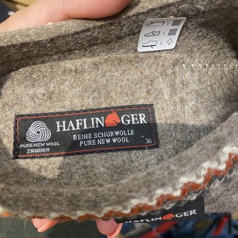 Stan's Shoes - Shoe Stores Near Me - Brookfield, Wisconsin