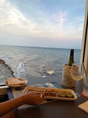 300 N Beach Rd by null