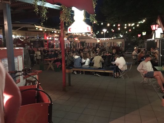 Far i Hatten by null