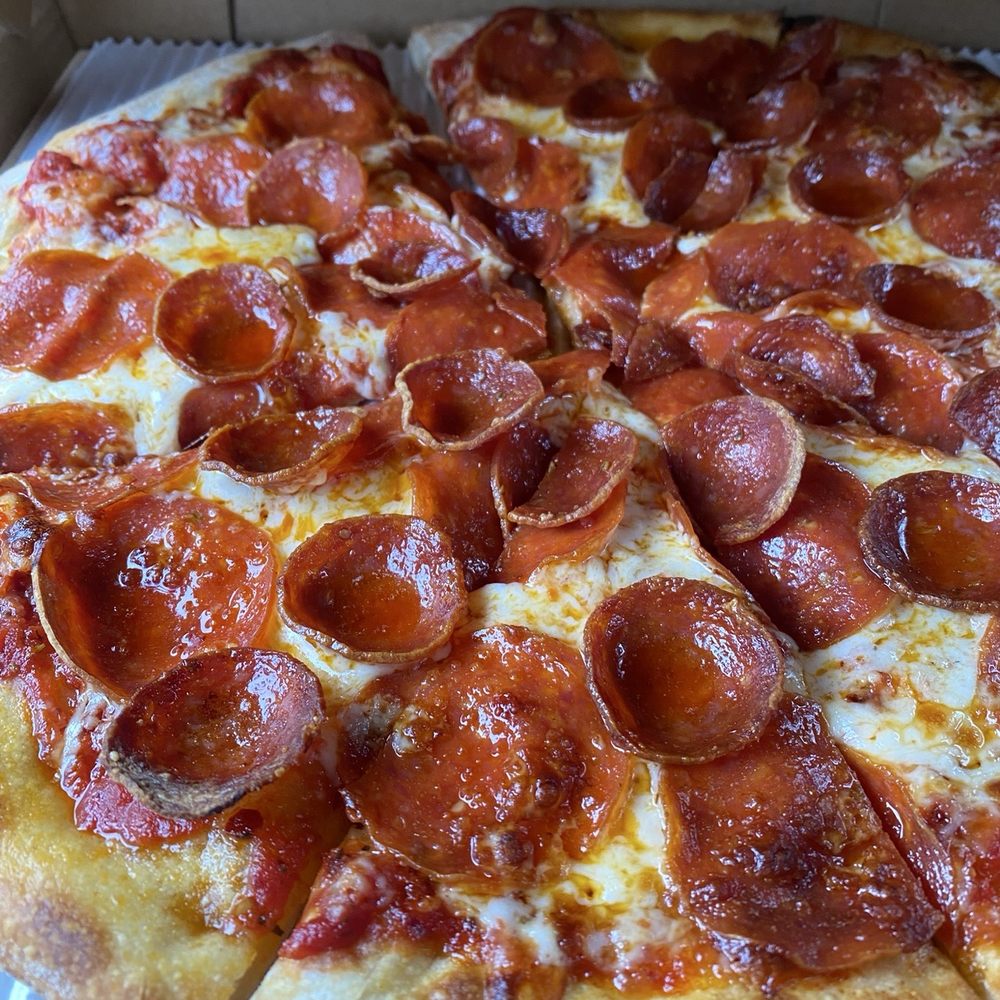 My Pizzetta - Pepperoni Plus with spicy marinara - Pizza Near Me - North Royalton, Ohio My Pizzetta - Pepperoni Plus with spicy marinara - Pizza Near Me - North Royalton, Ohio