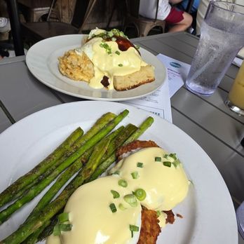 Phoebe's Diner - Crab cake Benny - Breakfast & Brunch Near Me - Austin, Texas