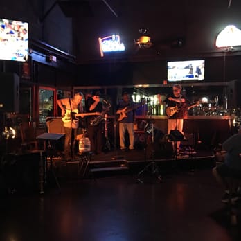 Kimmyz Tatum Point - You can't get any better than Kimmyz on a Tuesday..open mic night and awesome...cold beer and great food..lets go peeps..come enjoy - Sports Bars Near Me - Phoenix, Arizona