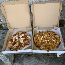 Give Pizza Chance - Ladies and gentlemen, I present Frank Sinatra and Ravi Shankar.