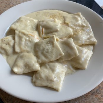 Casa Razdora - Cheese Ravioli Seafood, creamy sauce, sooooo good! - Italian Near Me - Boston, Massachusetts