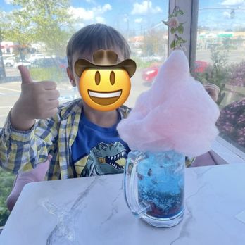 Nour's Cafe - Cafes Near Me - Sacramento, California