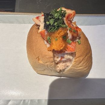 Wagyu Master - Lobster roll with Uni and caviar, yummy - Japanese Near Me - San Jose, California Wagyu Master - Lobster roll with Uni and caviar, yummy - Japanese Near Me - San Jose, California