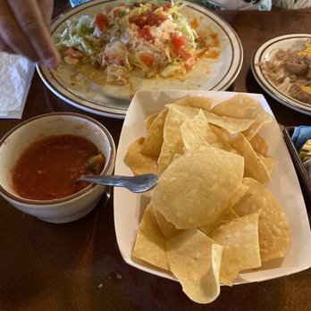 Mitla Cafe - Complimentary chips and salsa. - Mexican Near Me - San Bernardino, California