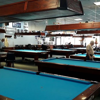 Gotham City Billiards Club - Pool Halls Near Me - Brooklyn, New York