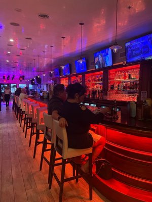 Babaloo Lounge by null